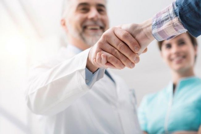 Wie aus Ärzten Netzwerkpartner werden_AdobeStock_StockPhotoPro_183240584.jpeg