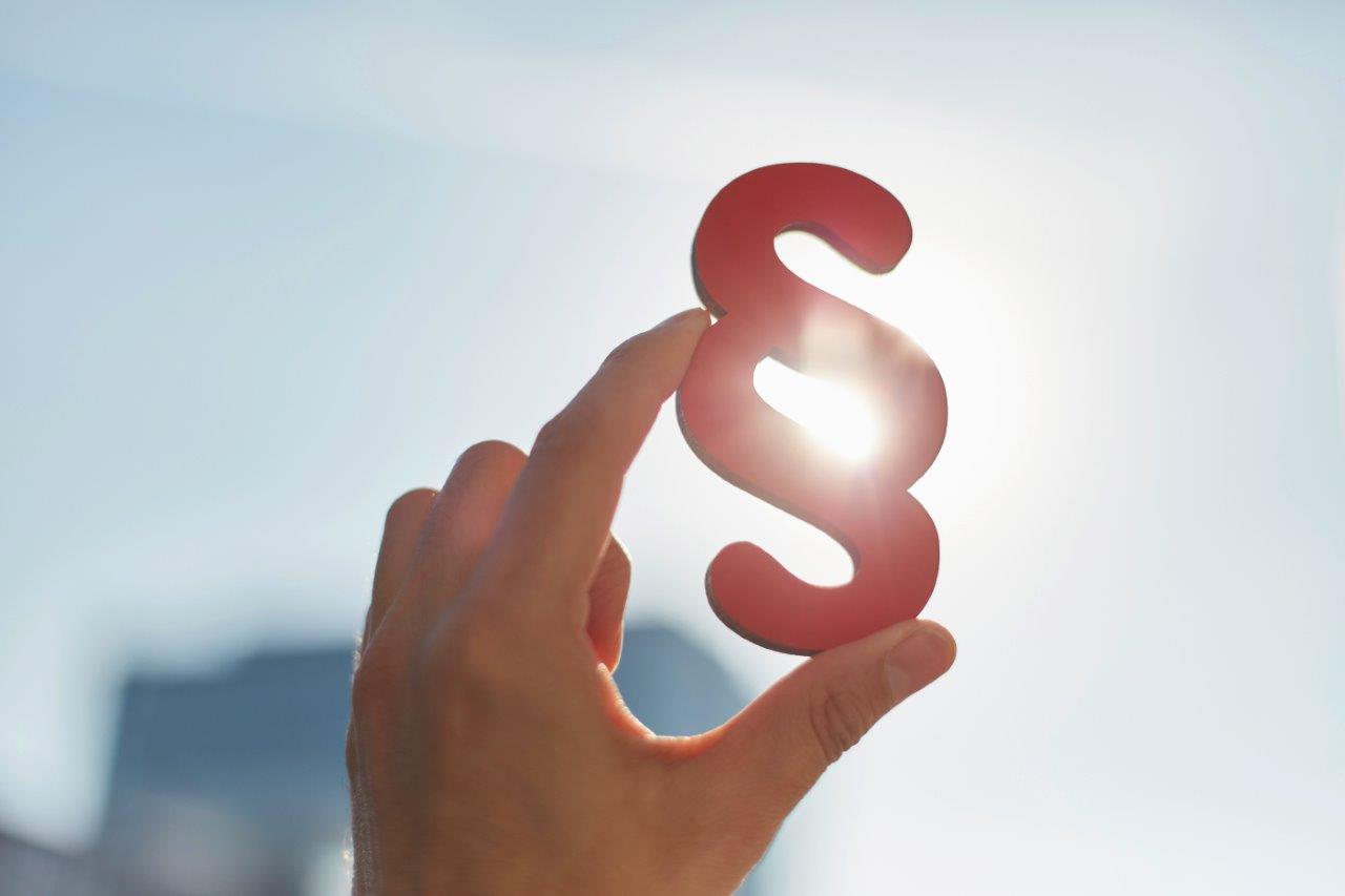 Artikel Ruch_Aufmacher_AdobeStock_228471568_Robert Kneschke_Gesetze_Paragraph_Recht.jpeg