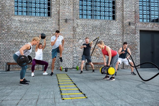 Artikel Fischer_Aufmacher_Fitnesssportler_AdobeStock_296825335_didesign.jpeg