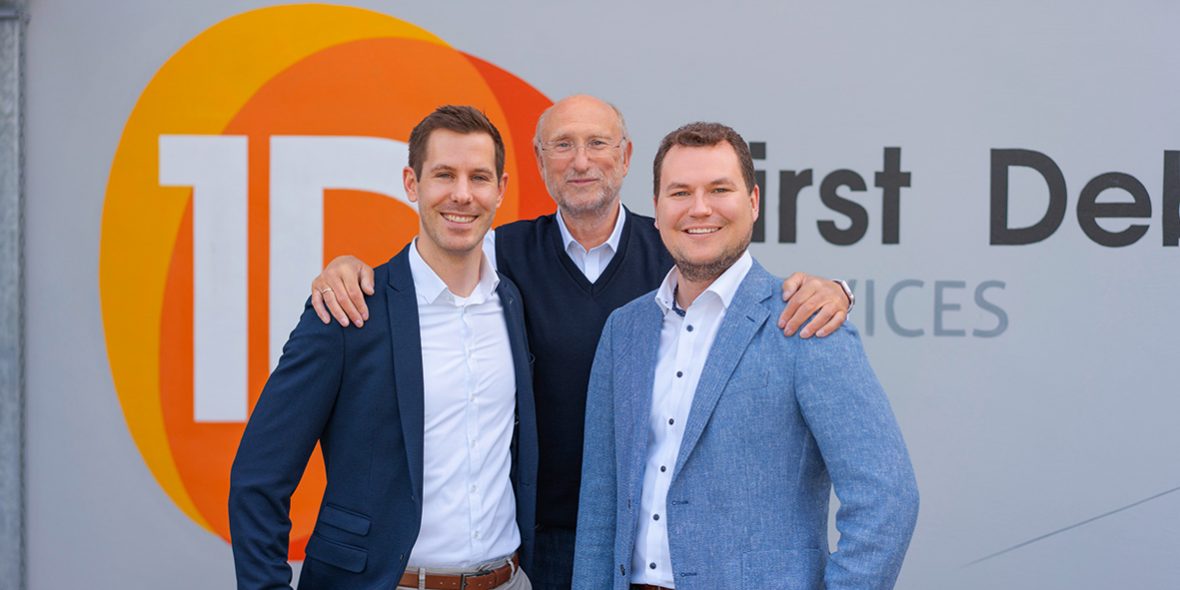 First Debit Voss R und T Domnowski