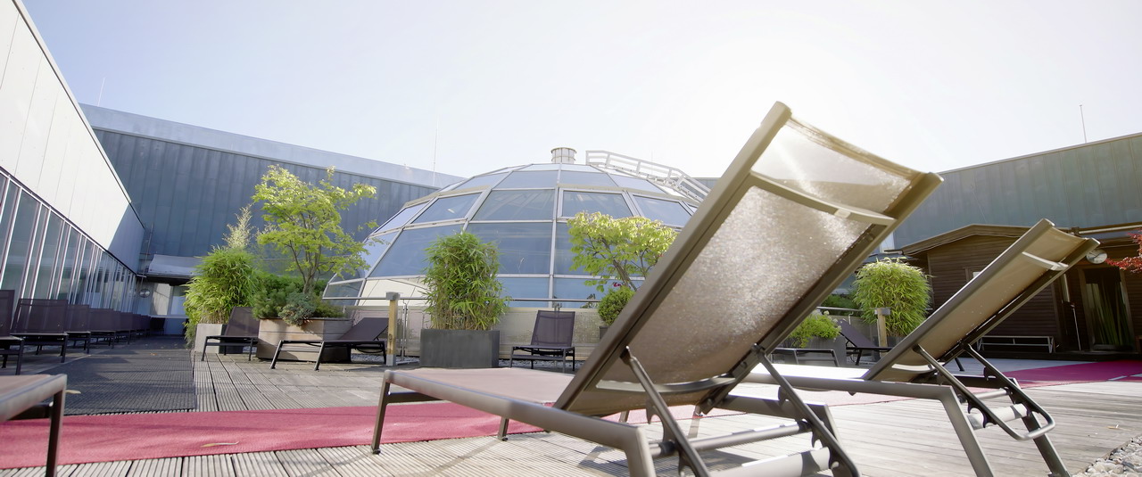1_Die große Dachterrasse lädt zum Verweilen ein